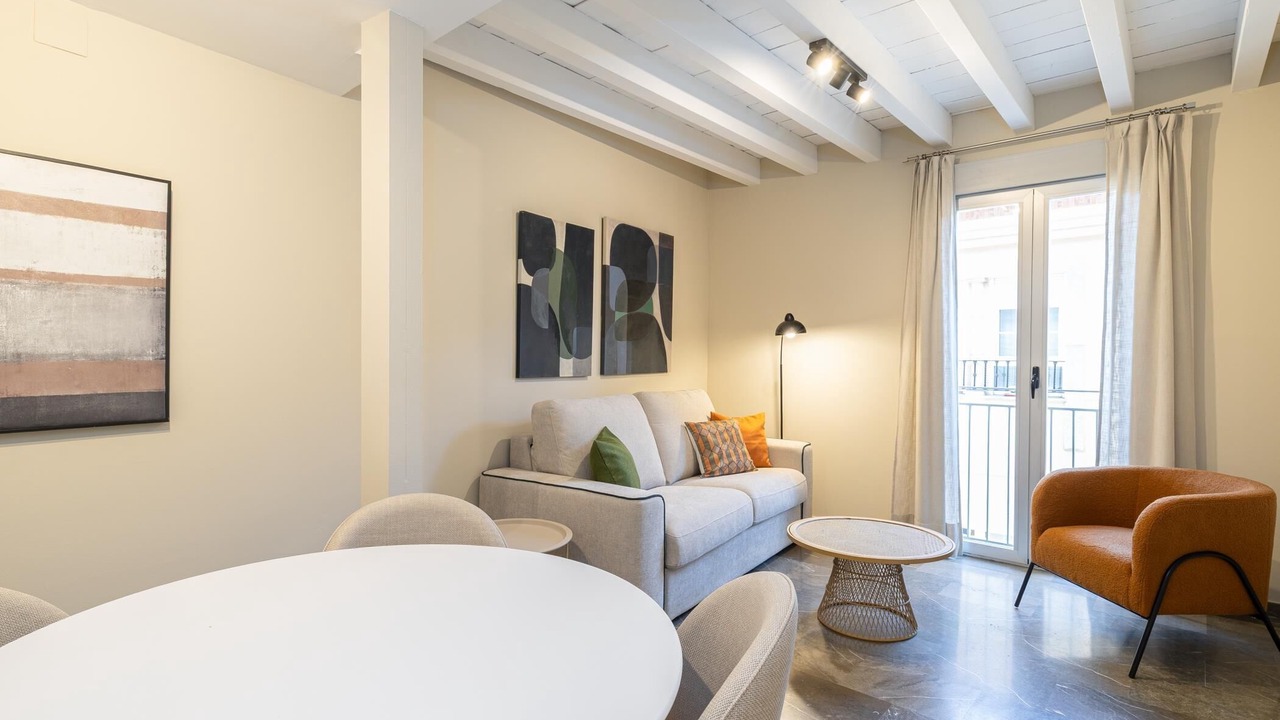 Photo of Livingroom in Central District