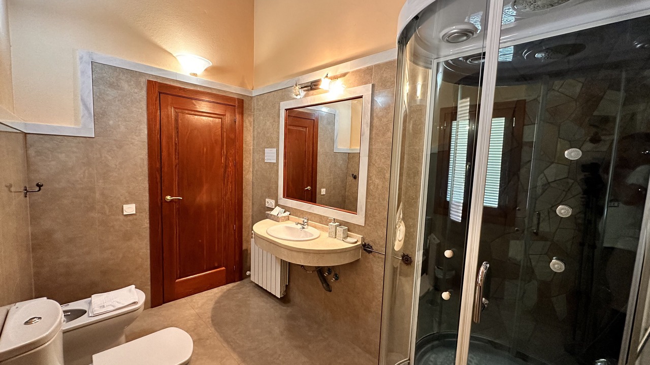 Photo of Bathroom in Benalua de Guadix
