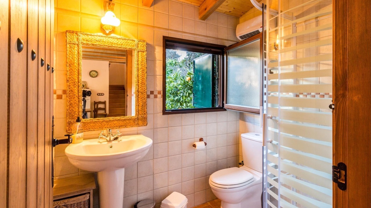Photo of Bathroom in Conchar