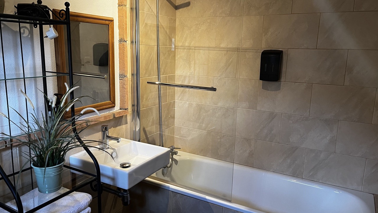 Photo of Bathroom in Gor