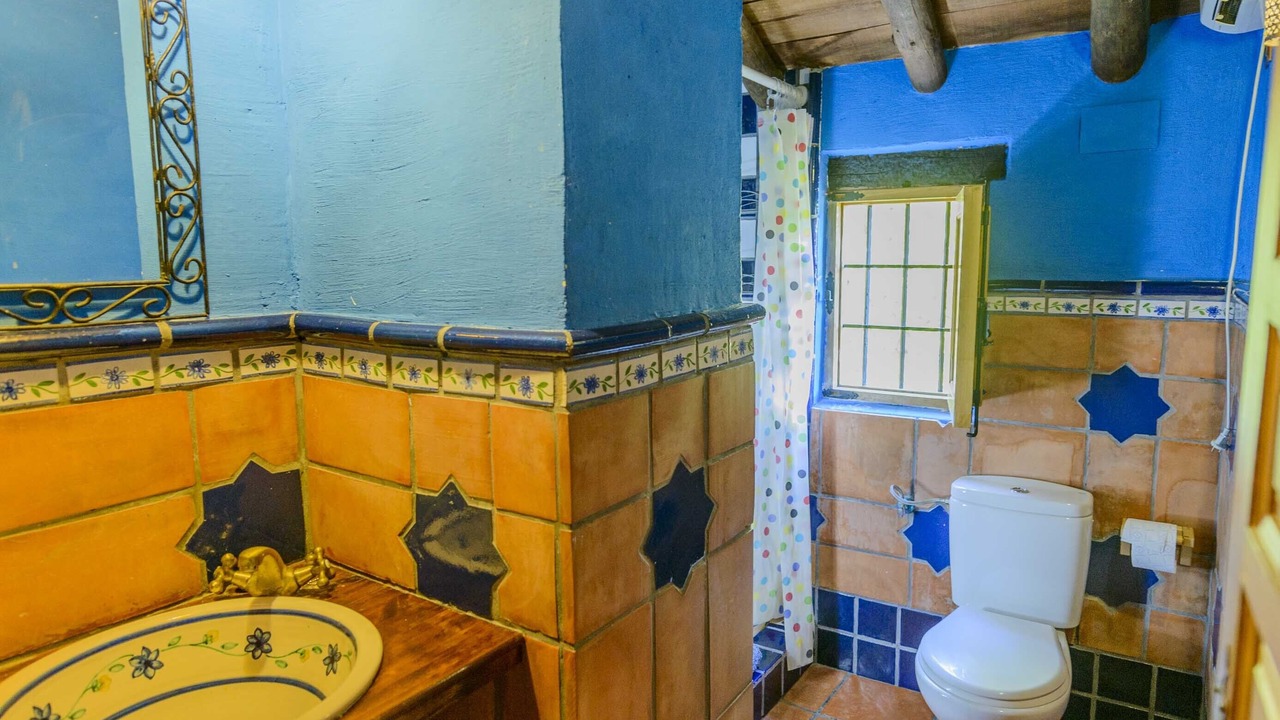Photo of Bathroom in Algarinejo