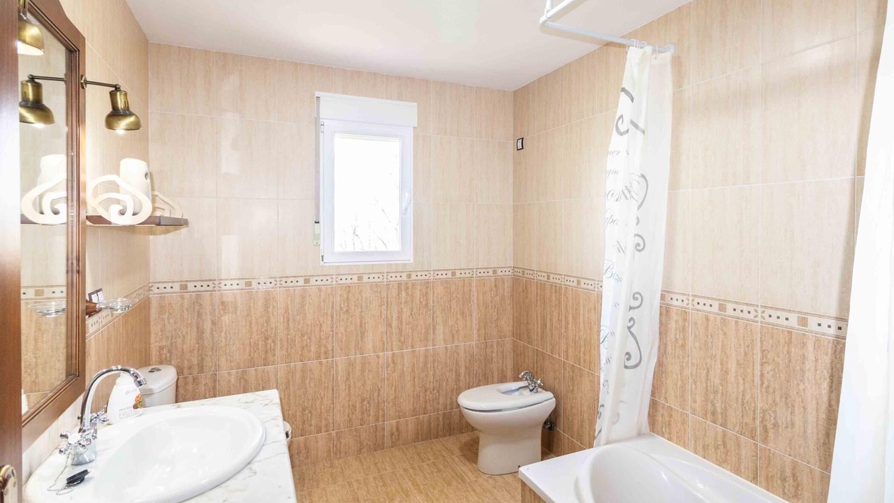 Photo of Bathroom in Niguelas