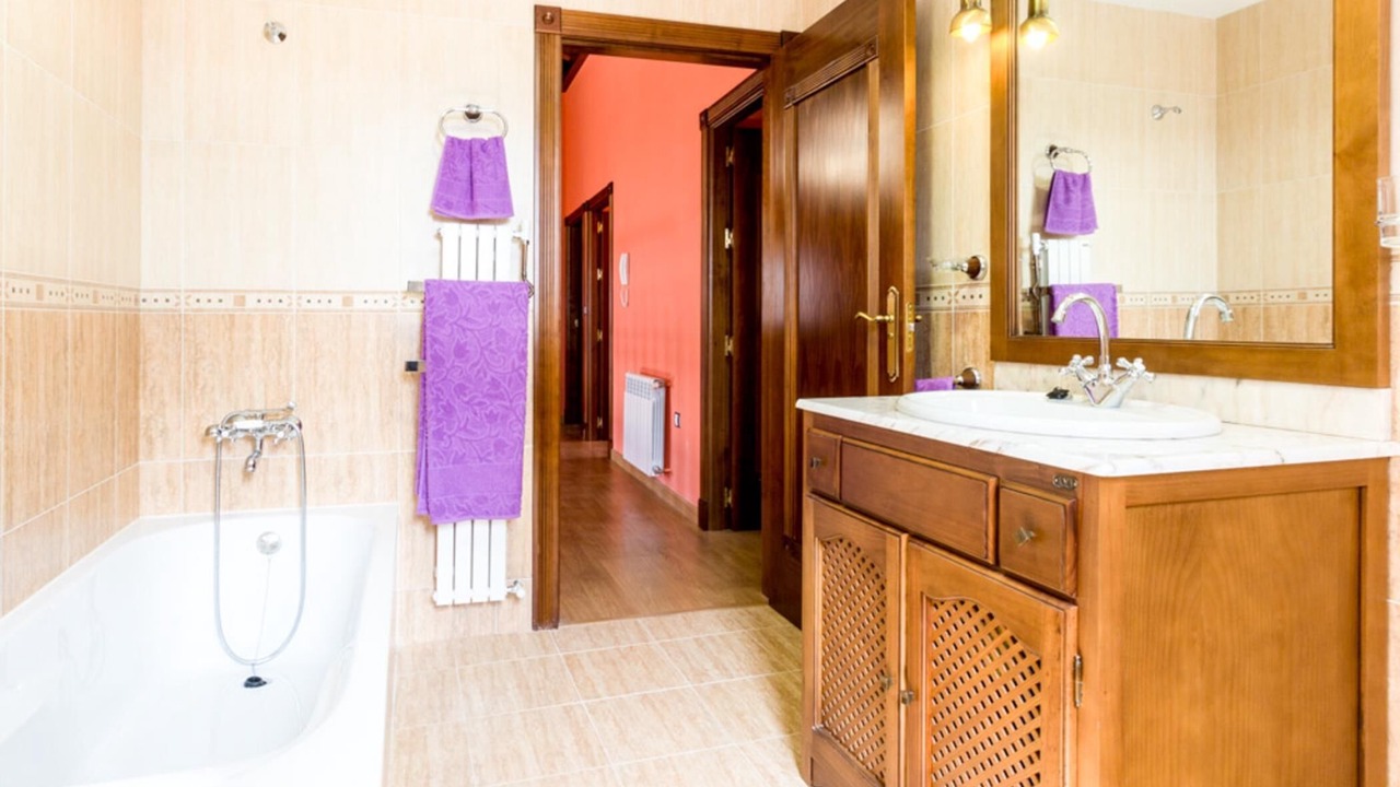 Photo of Bathroom in Niguelas