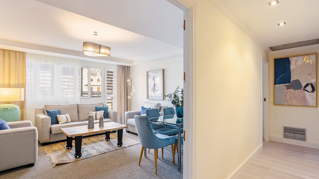 Photo of Livingroom in Central District