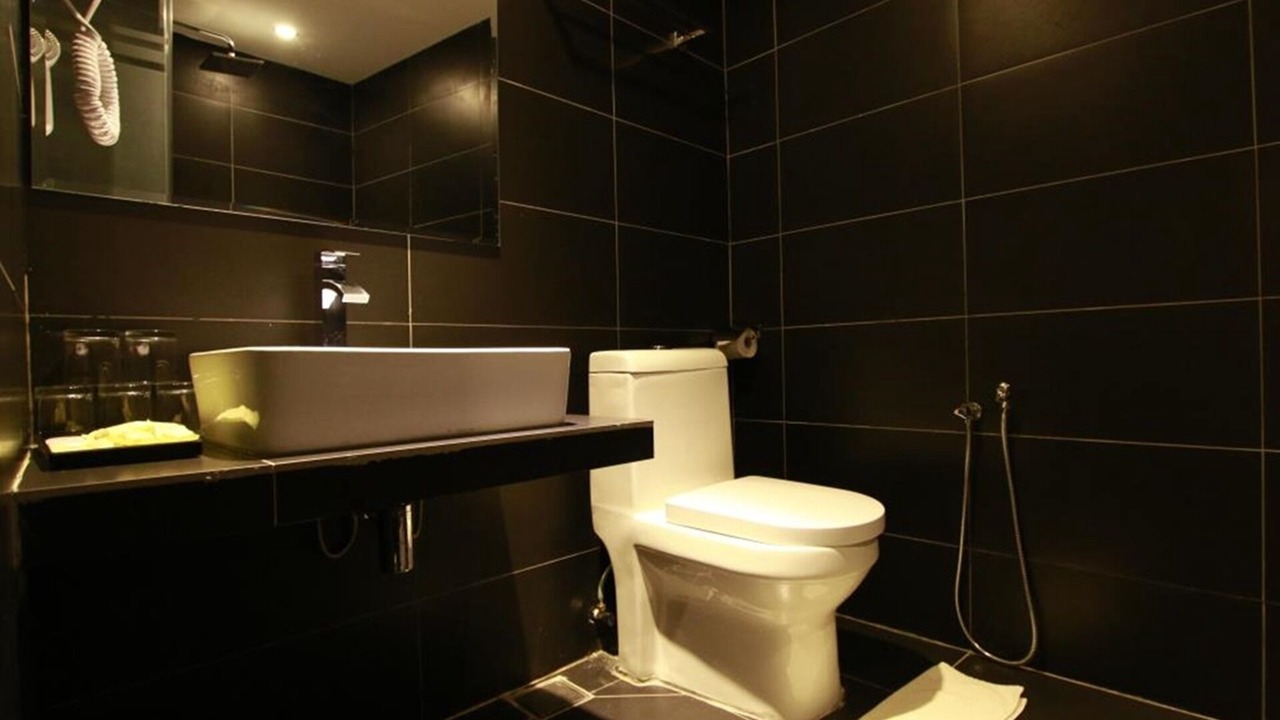 Photo of Bathroom in Chinatown