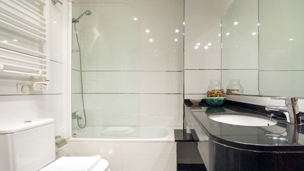 Photo of Bathroom in Figares