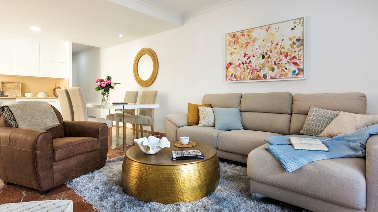 Photo of Livingroom in Central District