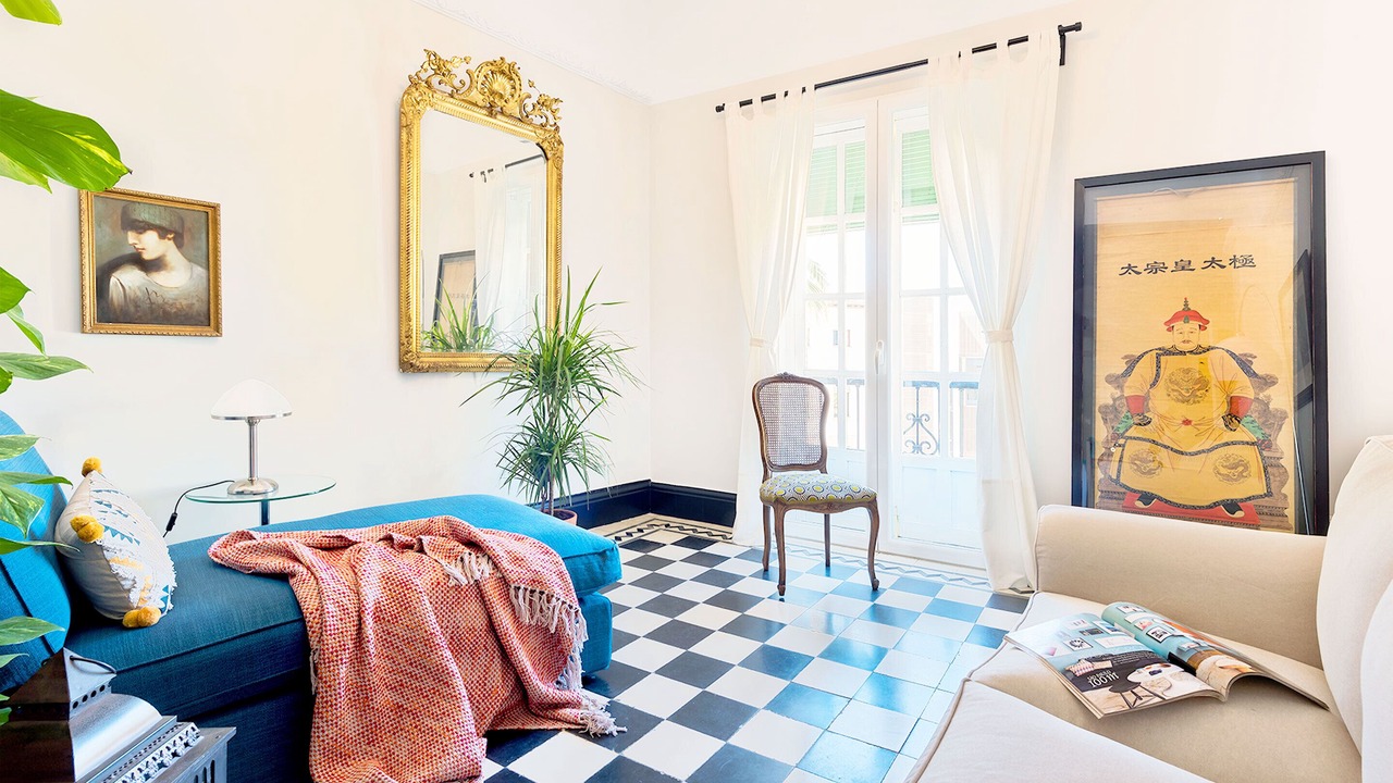 Photo of Livingroom in Central District