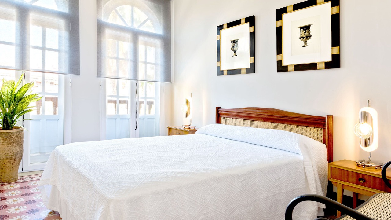 Photo of Bedroom in Central District