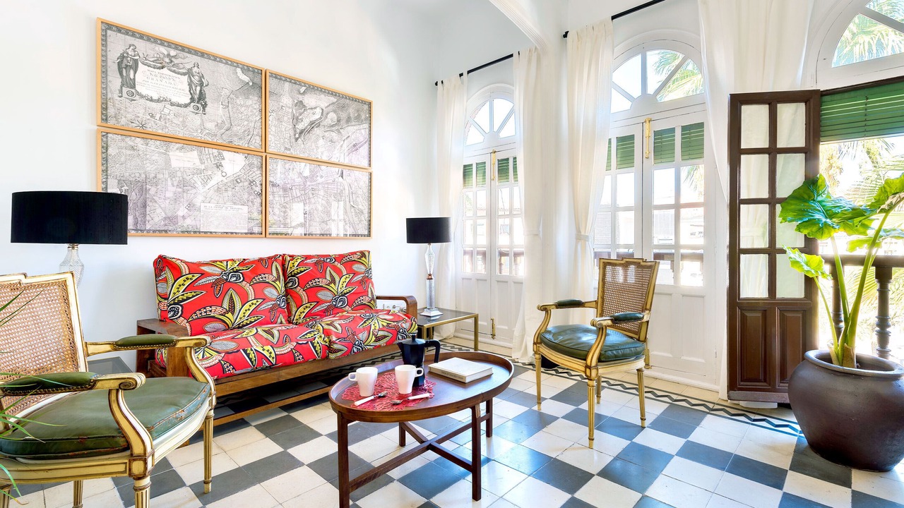 Photo of Livingroom in Central District