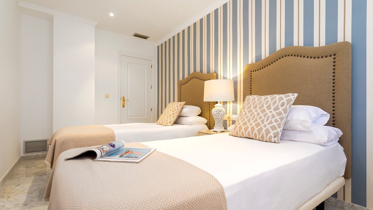 Photo of Bedroom in Central District