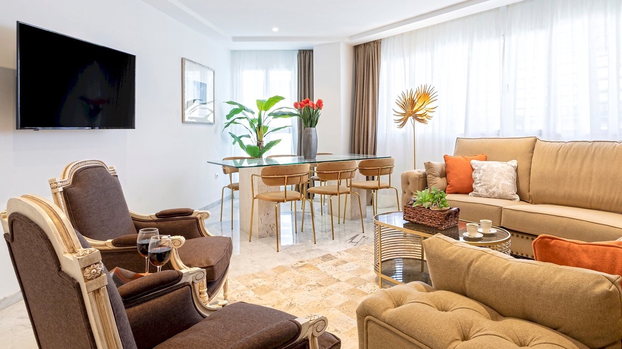 Photo of Livingroom in Central District