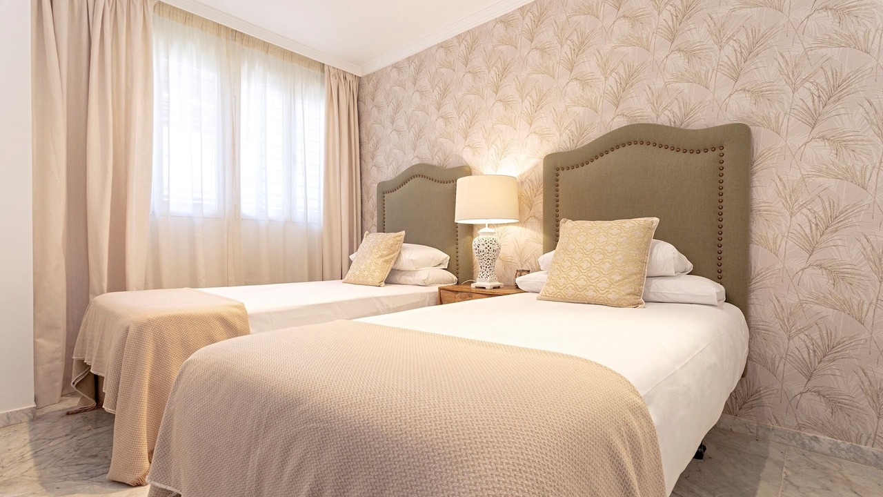 Photo of Bedroom in Central District