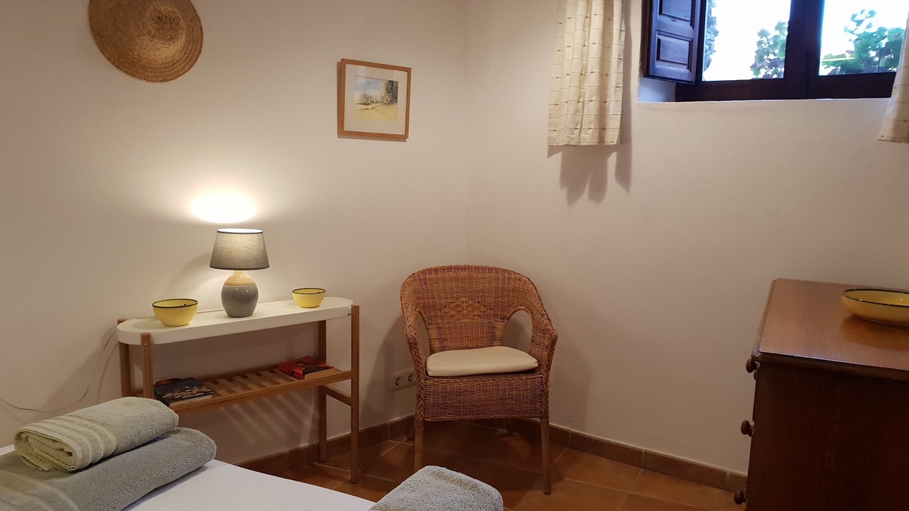 Photo of Bedroom in Portugos