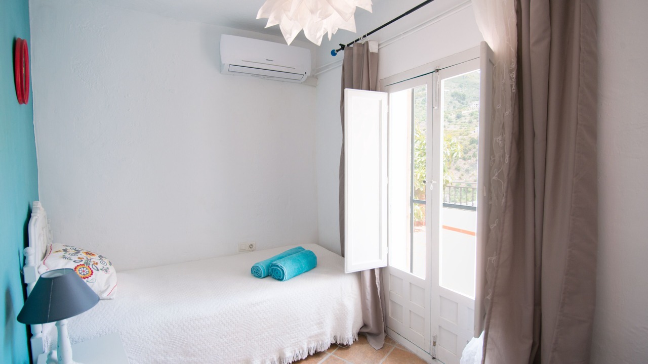 Photo of Bedroom in Guajar Faraguit