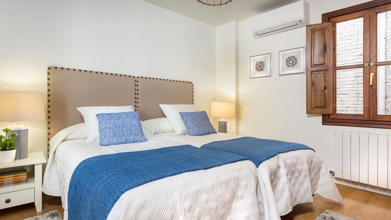 Photo of Bedroom in Central District