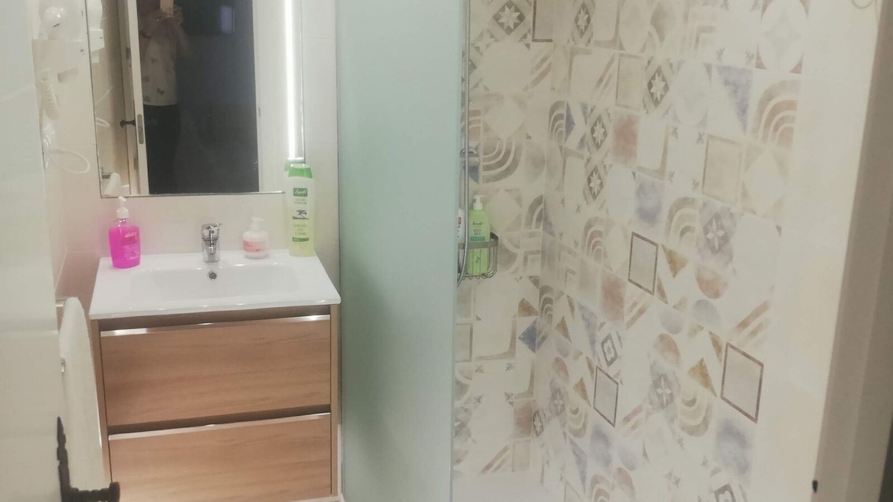 Photo of Bathroom in Quentar