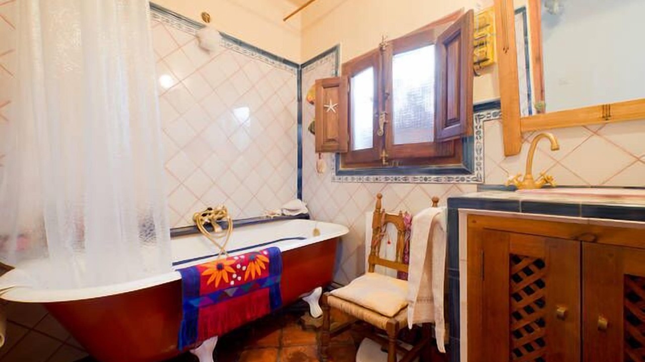 Photo of Bathroom in Albaicin