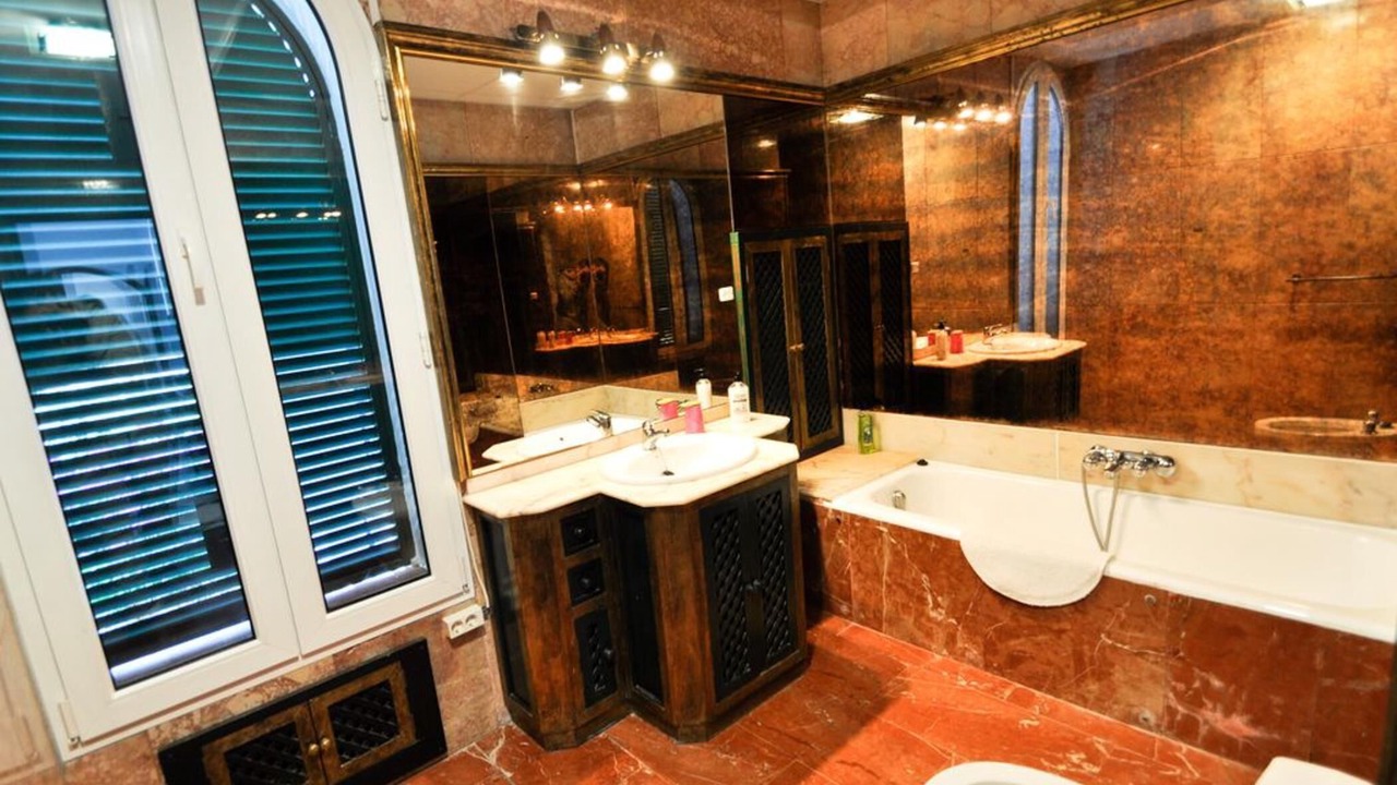Photo of Bathroom in Velilla-Taramay