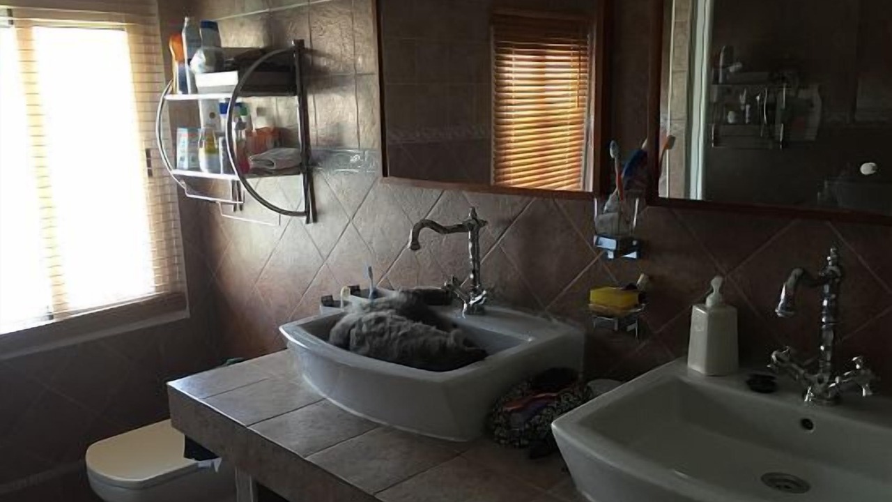 Photo of Bathroom in Nivar
