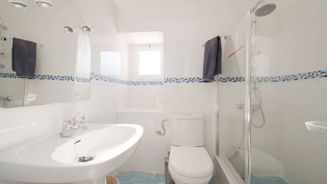 Photo of Bathroom in Jatar