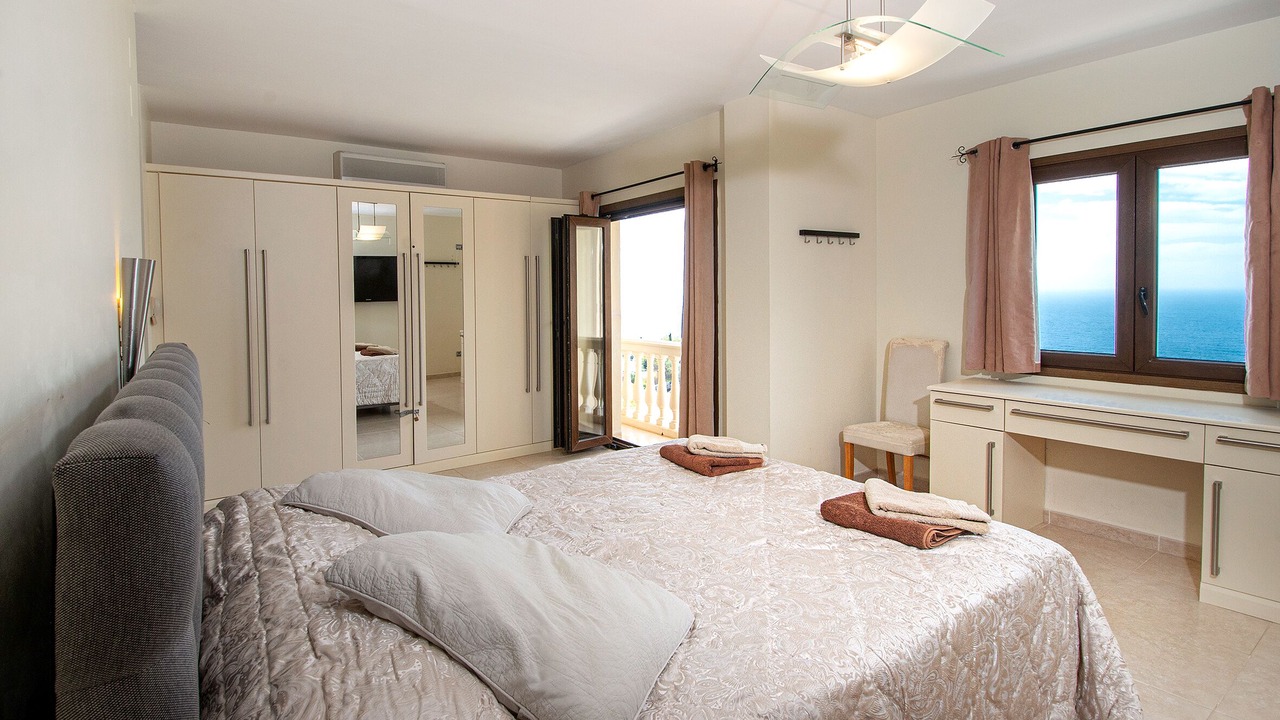 Photo of Bedroom in La Herradura