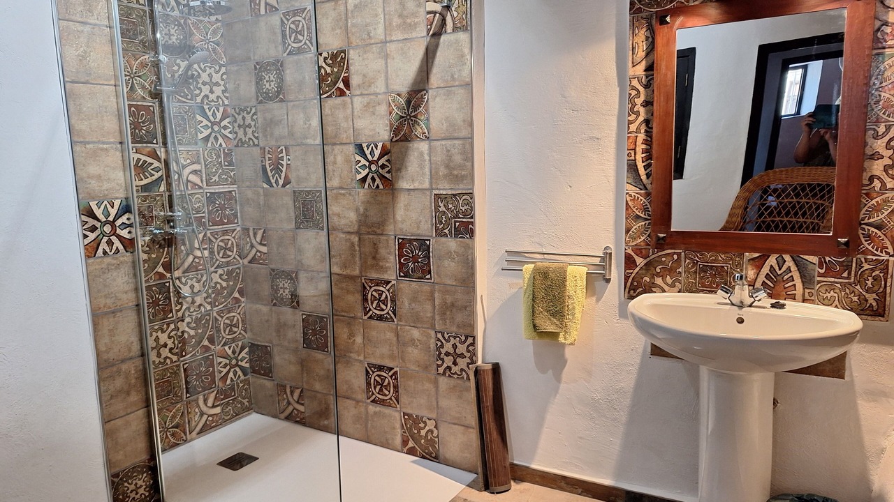 Photo of Bathroom in Rubite
