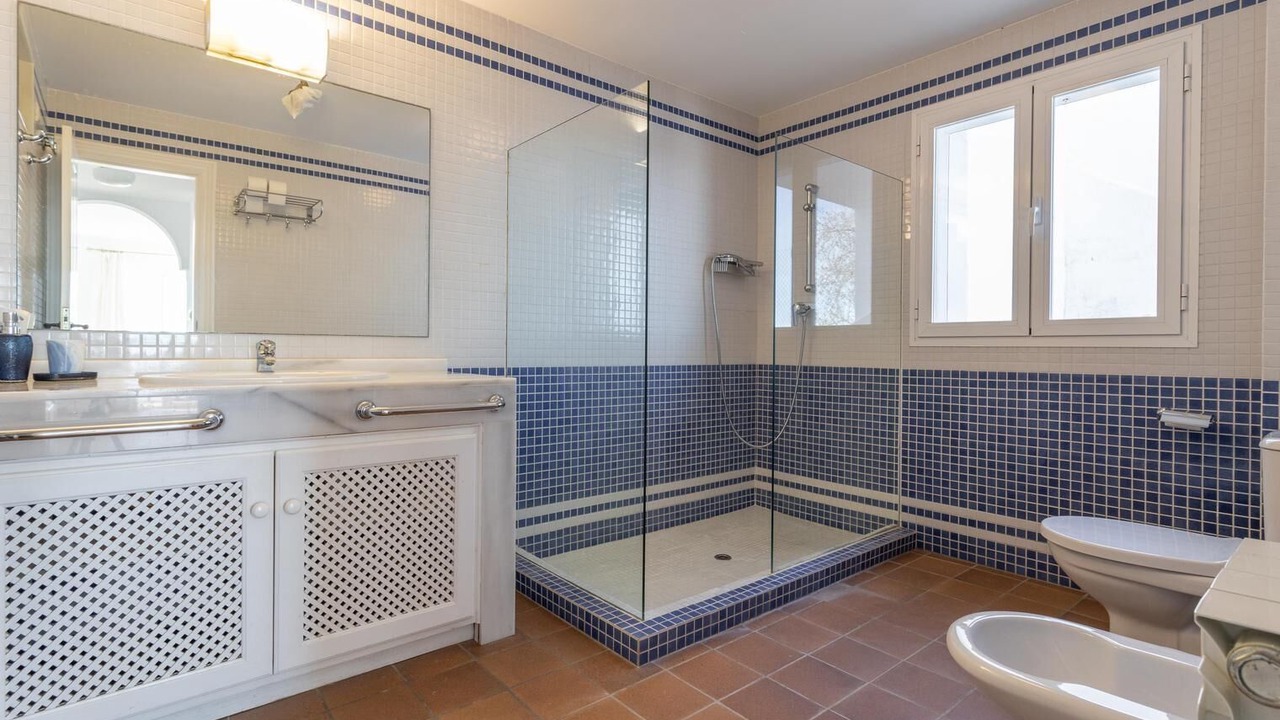 Photo of Bathroom in La Herradura