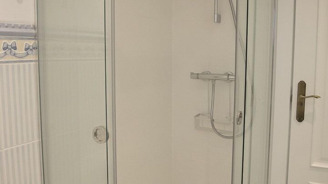 Photo of Bathroom in Genil