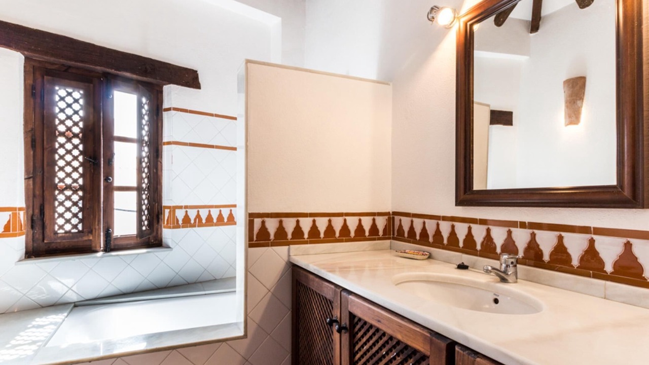 Photo of Bathroom in Pinos del Valle