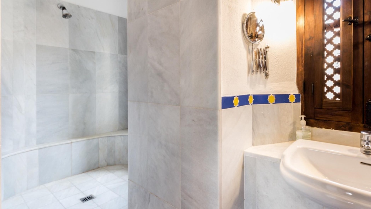 Photo of Bathroom in Pinos del Valle