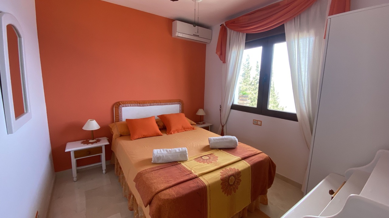 Photo of Bedroom in Velilla-Taramay