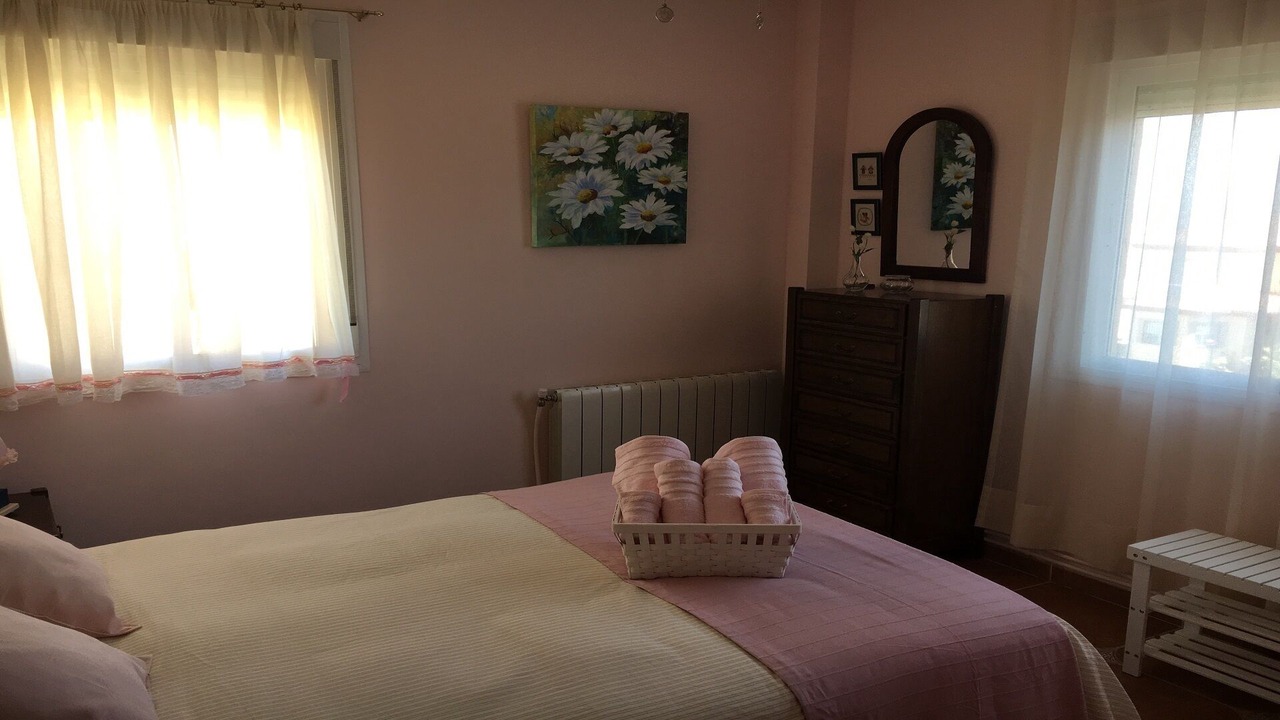 Photo of Bedroom in Cullar Vega