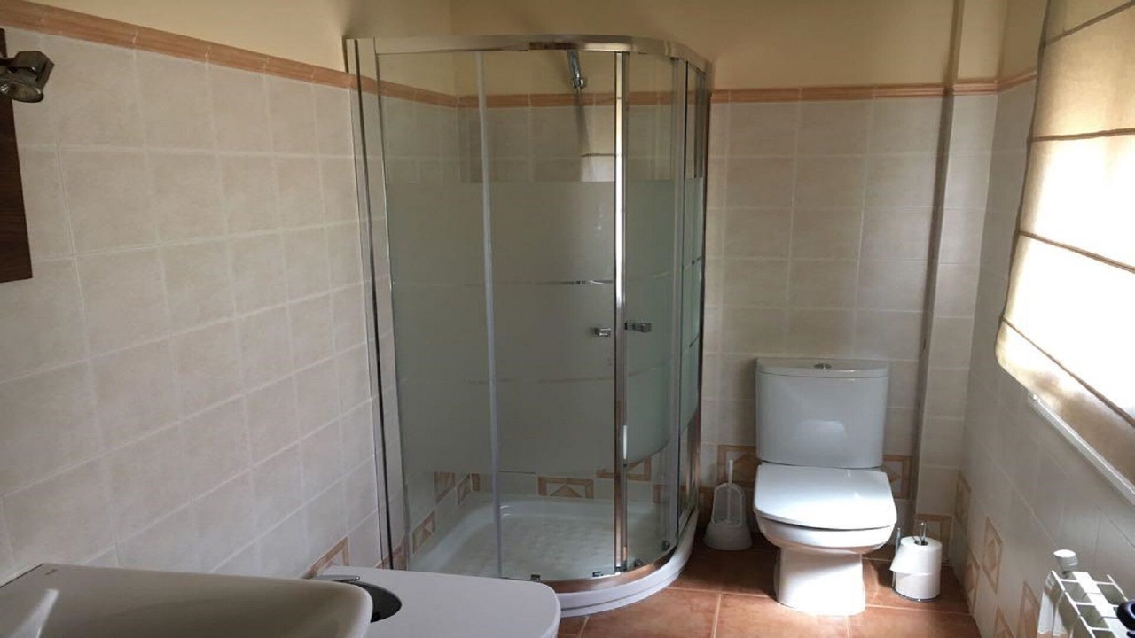 Photo of Bathroom in Cullar Vega