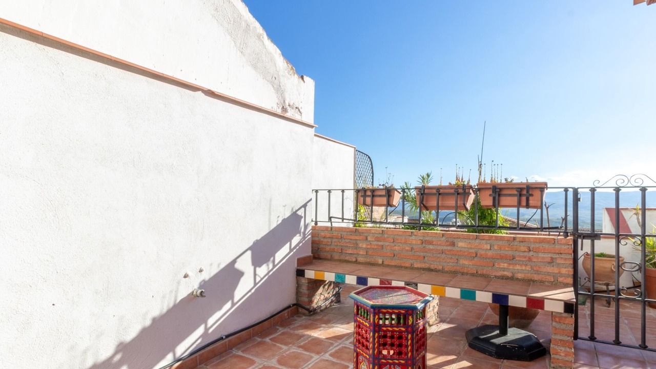 Photo of Patio Balcony in Niguelas