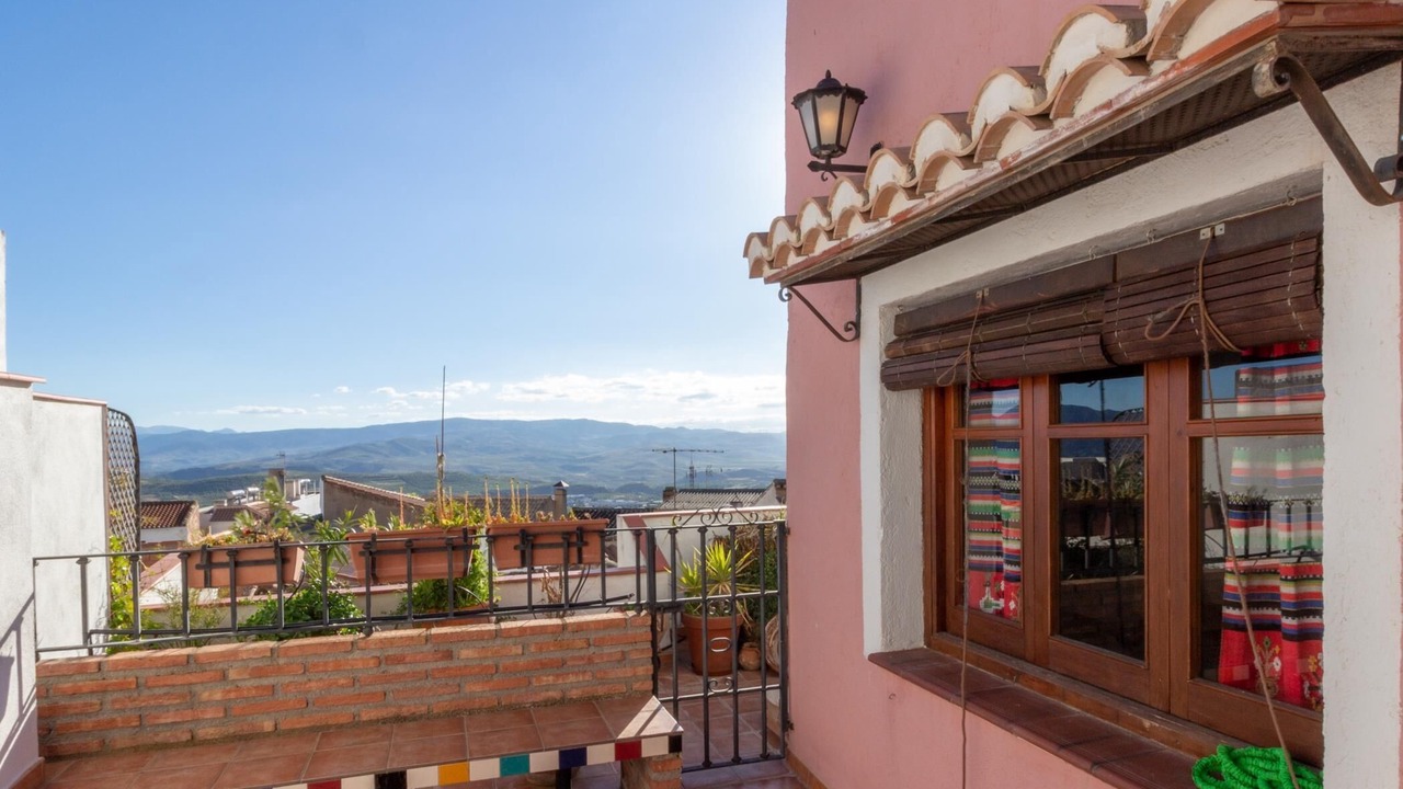 Photo of Patio Balcony in Niguelas