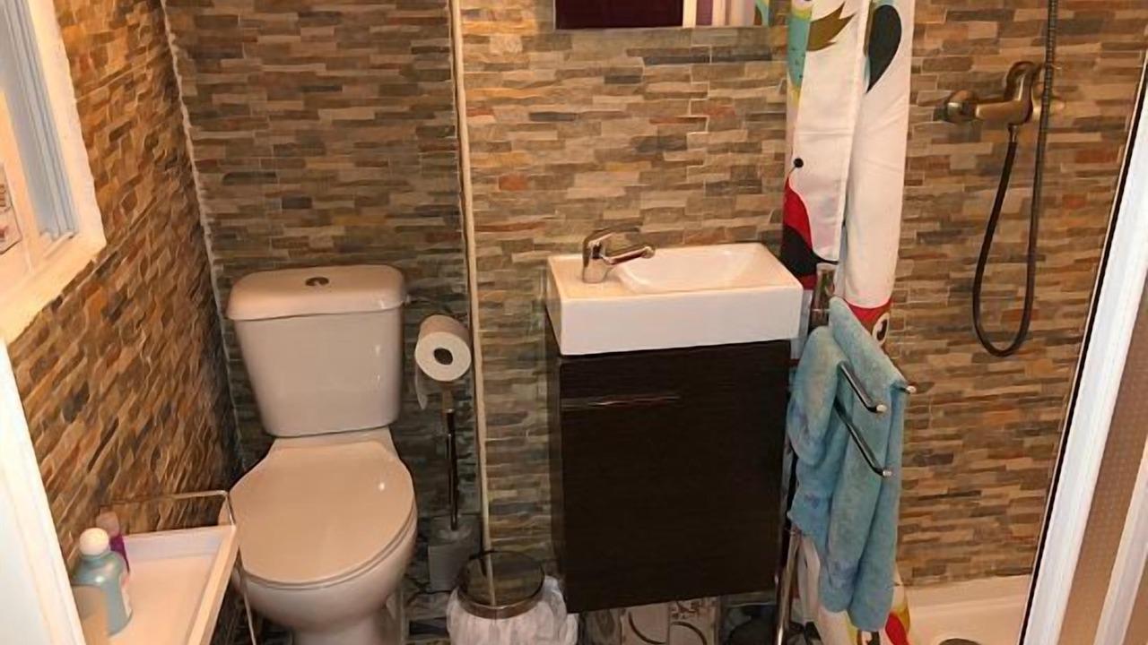 Photo of Bathroom in Barrio de la Vega