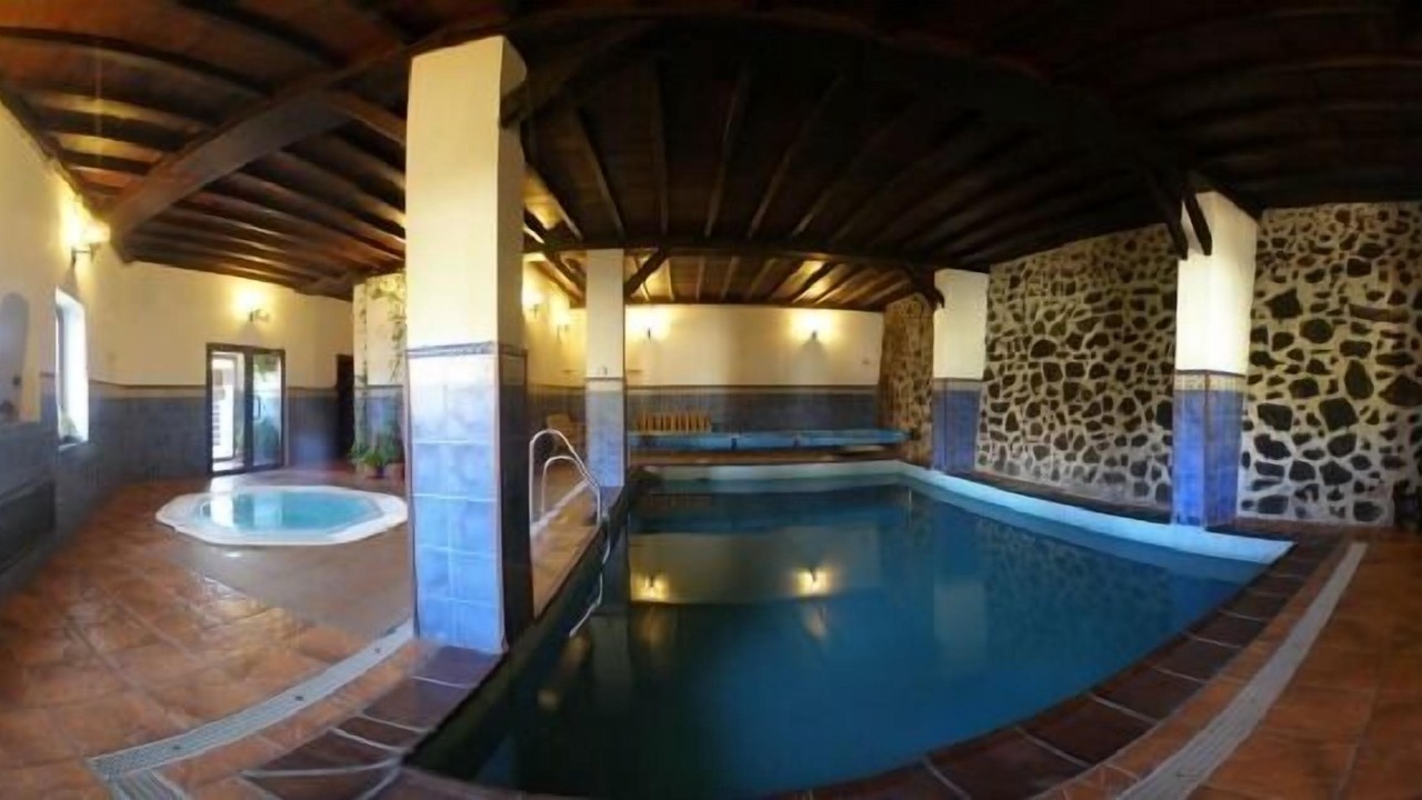 Photo of Outdoor in Mecina Bombaron