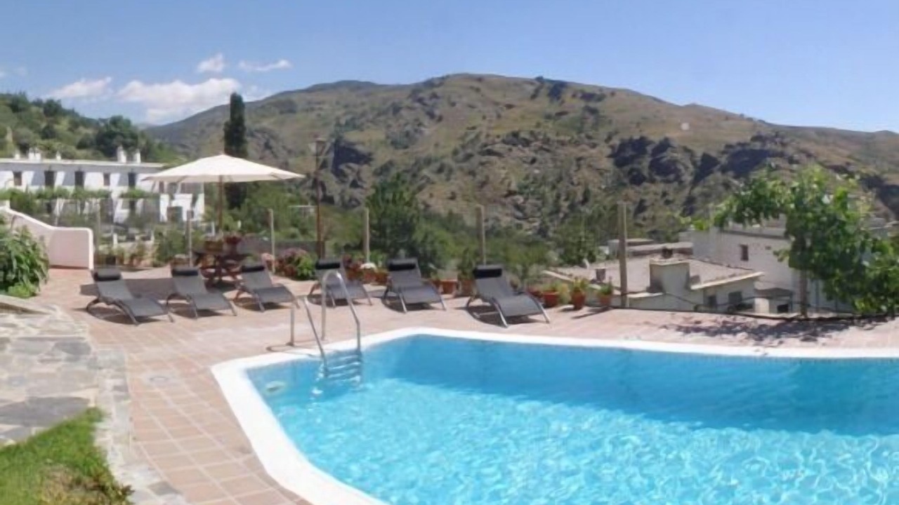 Photo of Outdoor in Mecina Bombaron