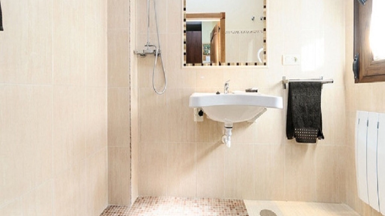 Photo of Bathroom in Guevejar
