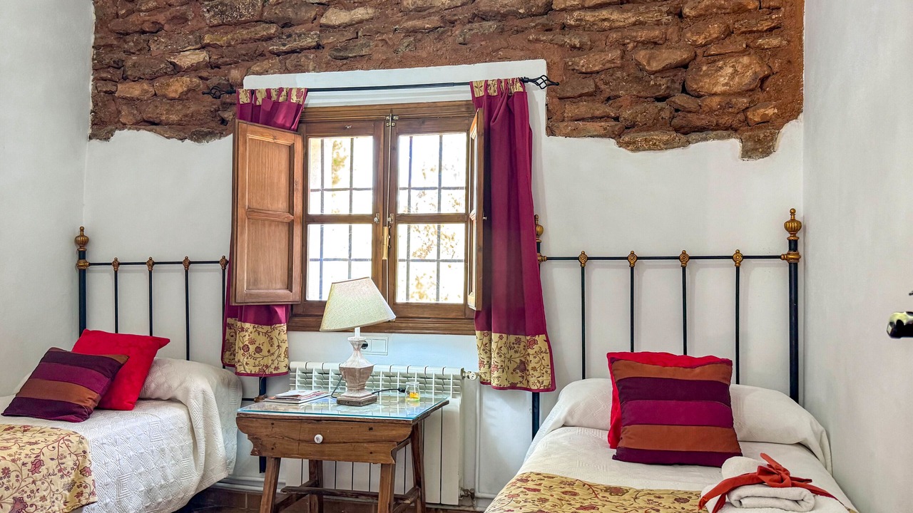 Photo of Bedroom in Baza