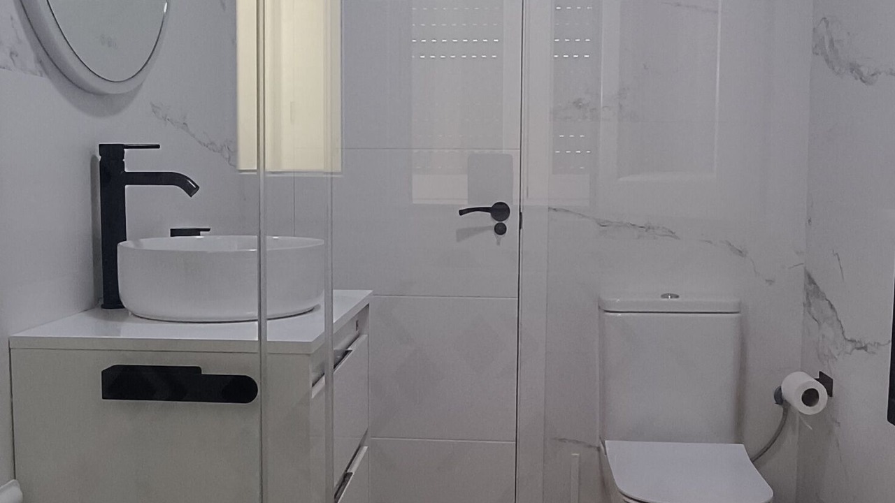 Photo of Bathroom in Figares