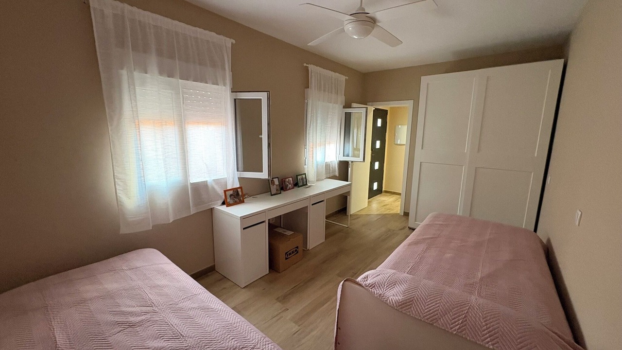 Photo of Bedroom in Albunol