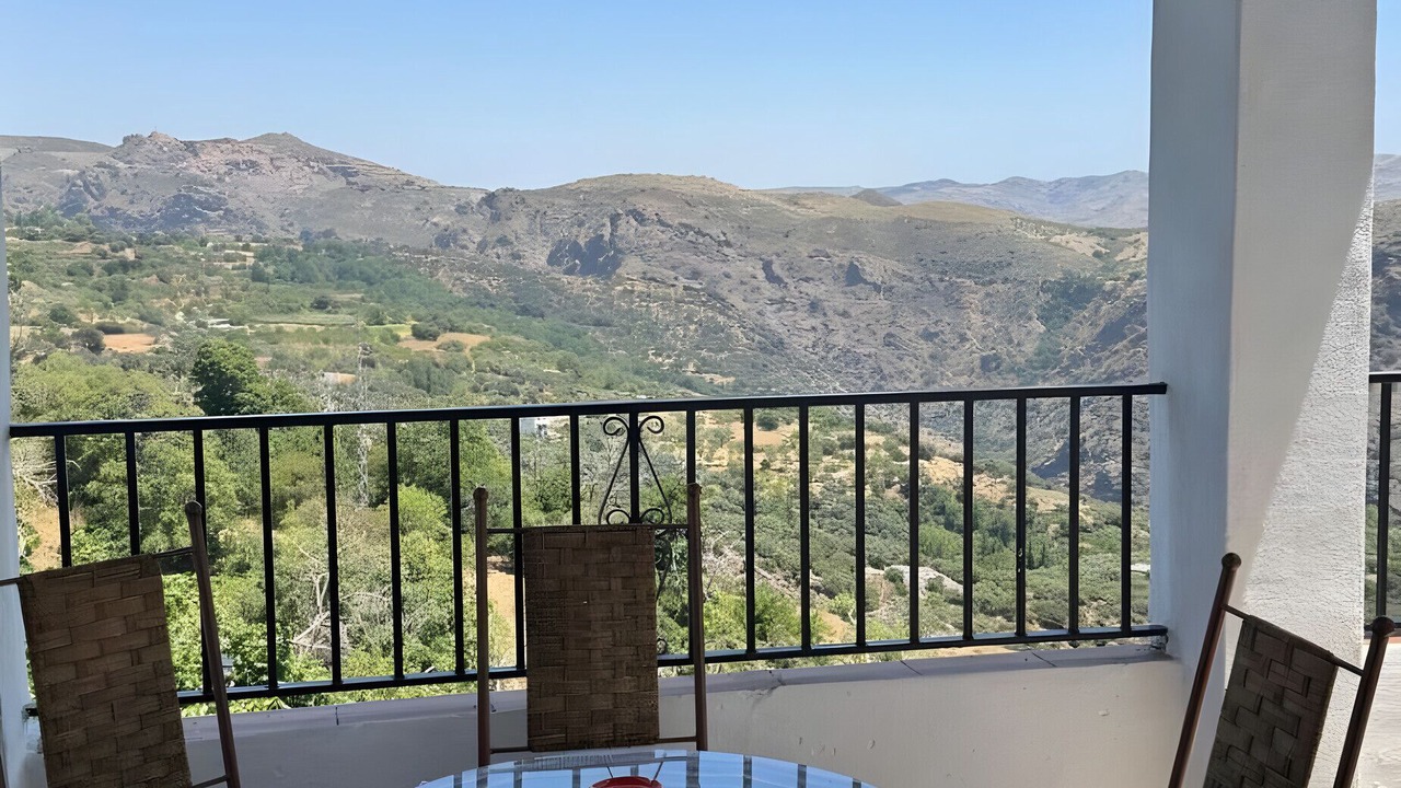 Photo of Outdoor in Pitres