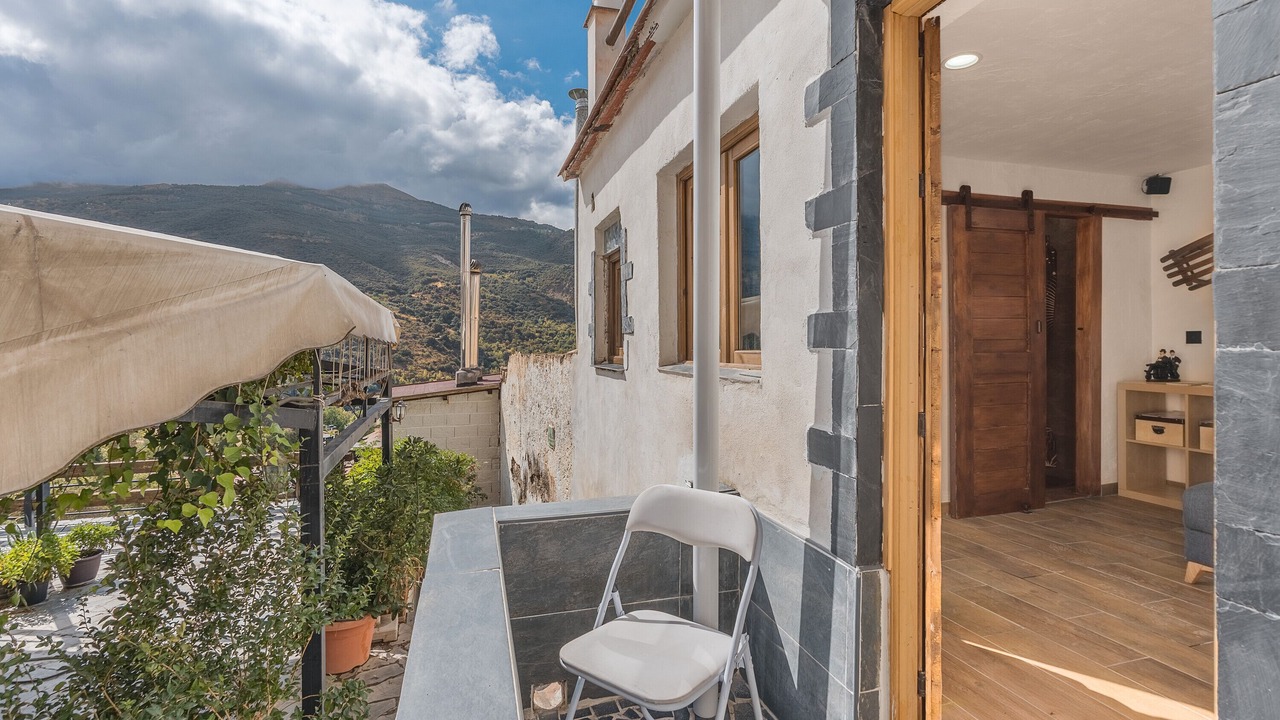 Photo of Patio Balcony in Guejar Sierra