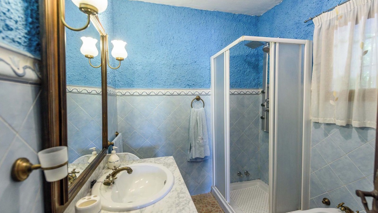 Photo of Bathroom in Orgiva