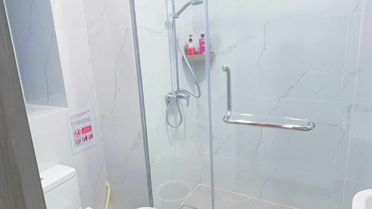 Photo of Bathroom in Imbi
