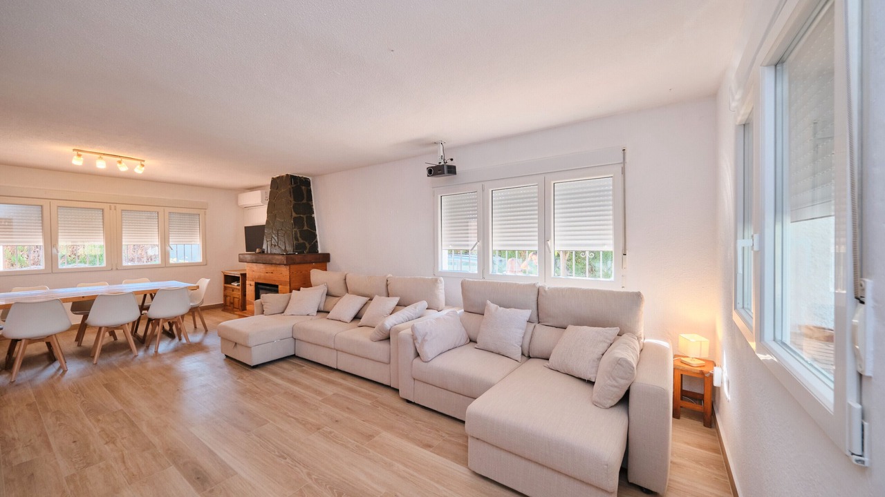 Photo of Livingroom in Gojar