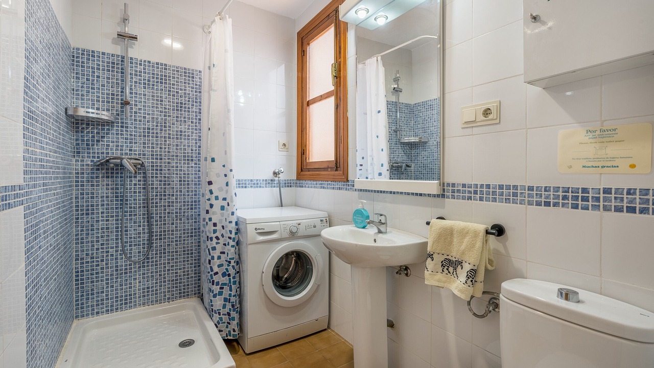 Photo of Bathroom in Cenes de la Vega