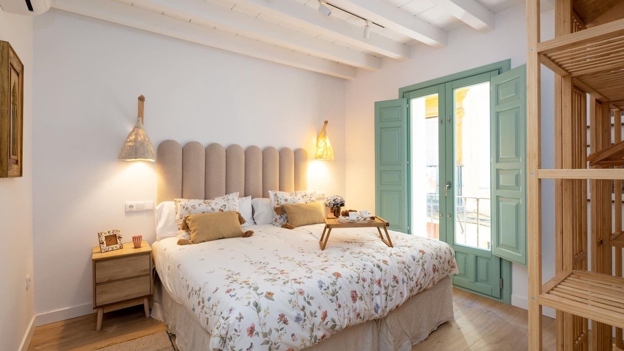 Photo of Bedroom in Central District